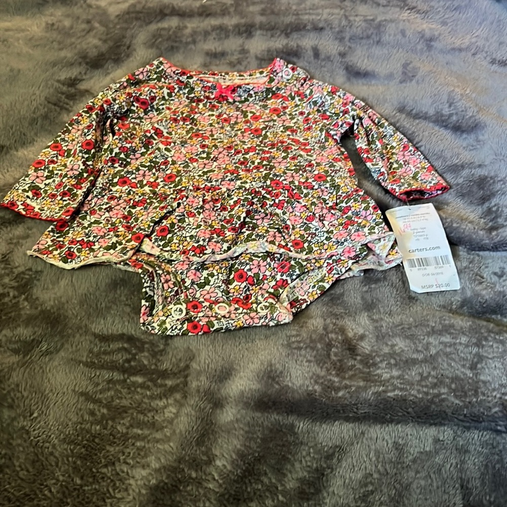 Carters Floral (infant girls) NB Onesie.